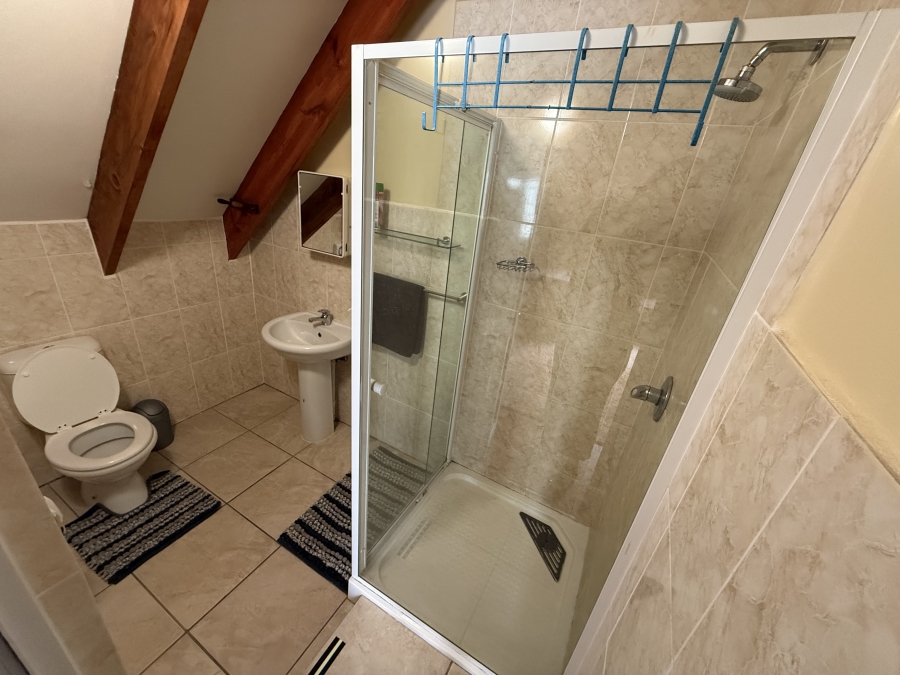 4 Bedroom Property for Sale in Vakansieplaas Western Cape